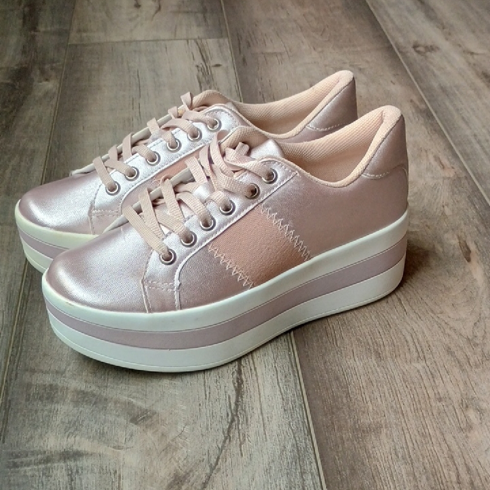 ANDREA FENZI Shimmering Pink Platform Sneakers